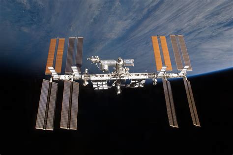 SPACE STATION PASSES (ISS) - larrygerstman