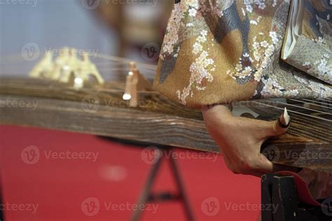 Koto japanese harp 19083573 Stock Photo at Vecteezy