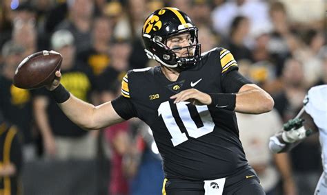 Iowa Football: Who is Deacon Hill? A look at the Hawkeyes’ quarterback