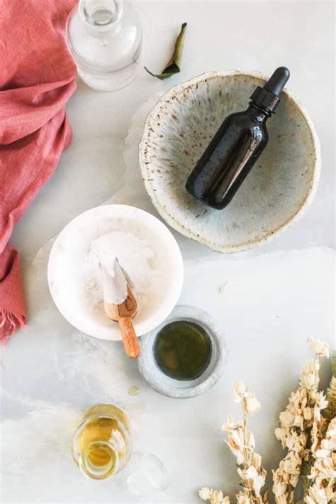 DIY Hyaluronic Acid Serum Recipe: A Game Changer for Dry Skin | Hello Glow