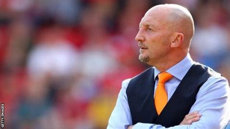 Blackpool manager Ian Holloway dismisses Blackburn link - BBC Sport