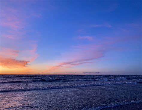 Sunset bay beach lake erie ironically at sunset : r/SkyPorn