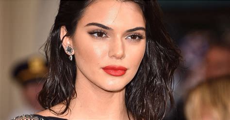 Kendall Jenner's Makeup and Lipstick at the Met Gala 2017 | POPSUGAR Beauty