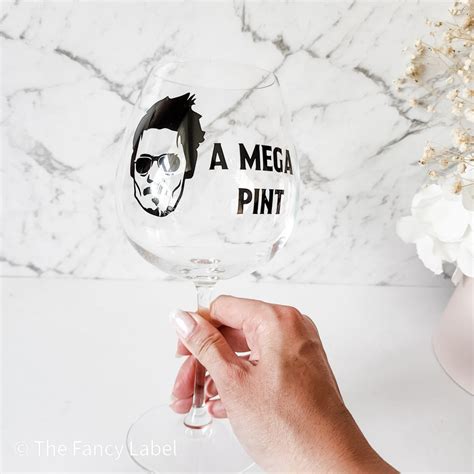 A Mega Pint Large Wine and Beer Glass | The Fancy Label | The Fancy Label