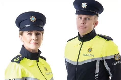 New Garda uniform revealed as Dublin gardai first to get 'contemporary ...