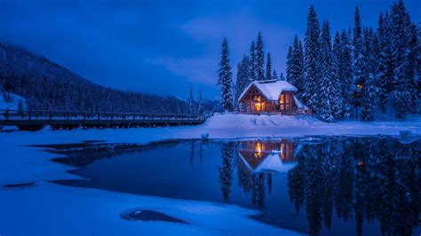 1366x768 Resolution Forest House Covered in Snow 4K 1366x768 Resolution ...