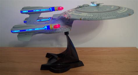 The Collective: Reviews Of Diamond Select Enterprise D Toys – TrekMovie.com