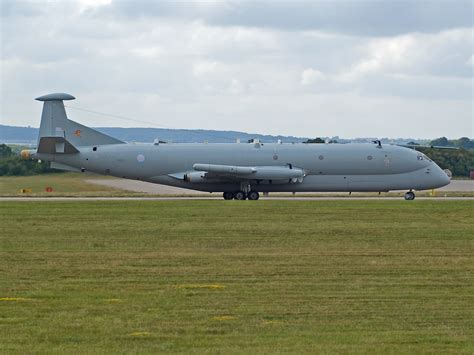 Nimrod R1 Arriving at East Mids - UK Airshow Review Forums