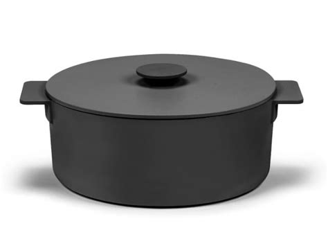 Surface Premium Enameled Cast Iron Pot in Black | Artisan Crafted