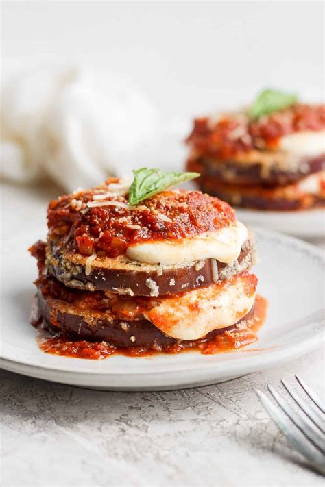 The Best Eggplant Parmesan (Vegetarian!) - Fit Foodie Finds