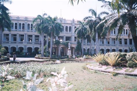 Pixels India: Loyola College, Chennai - Rare Photos...