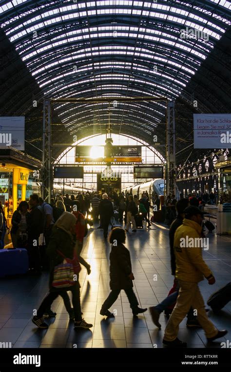 Frankfurt Train Station Stock Photo - Alamy