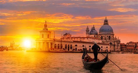 20 Best Things To Do In Venice, Italy: The Ultimate Bucket List - Follow Me Away