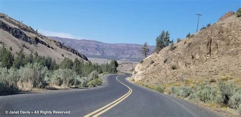 04-View ahead-Highway 26-Eastern Oregon | Janet Davis Explores Colour