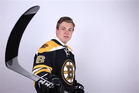 Boston Bruins: Charlie McAvoy continues to prove he is a unique player