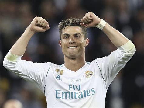 Cristiano Ronaldo open to Juventus move as Real Madrid consider selling ...