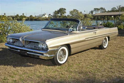 1961 PONTIAC CATALINA CONVERTIBLE