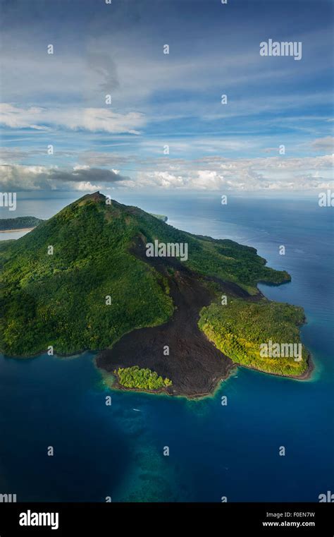 Gunung Api volcano, Banda islands, Maluku Islands, Indonesia Stock Photo - Alamy