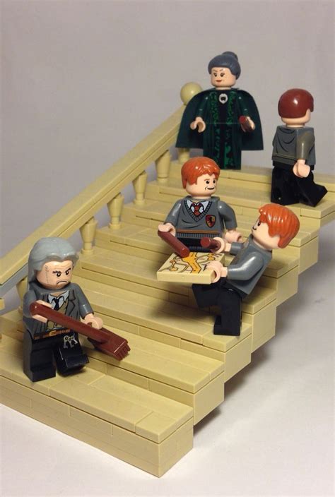 Hogwarts staircase | Lego moc, Lego, Hogwarts