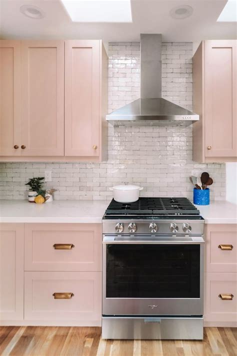 25 Pink Kitchens That Are Totally Adorable - Shelterness