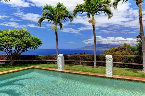 ALOHA SPIRIT MAUI | Hawaii Luxury Homes | Mansions For Sale | Luxury Portfolio