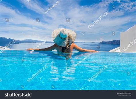 955 Infinity Pool Santorini Images, Stock Photos & Vectors | Shutterstock