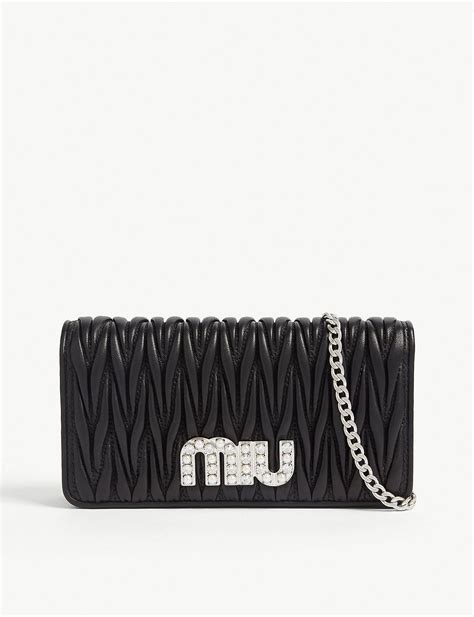 Miu Miu Matelassé Leather Wallet-on-chain in Black - Lyst