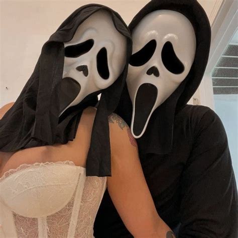 Couples Halloween Costumes: Best Ideas For Extreme Fun! Scream ...