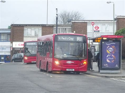 169 YX61 ENL on route R1, 3rd February 2017. | Chipperfield … | Flickr