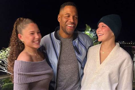 Michael Strahan's Daughter Sophia Praises 'Strong' Twin Sister Isabella After Her Brain Tumor ...