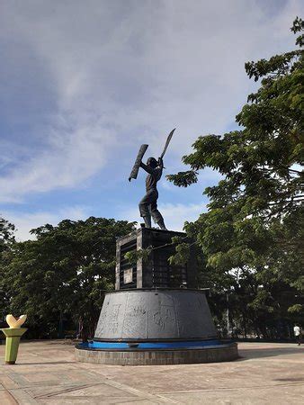 Pattimura Statue (Ambon) - 2020 All You Need to Know BEFORE You Go ...