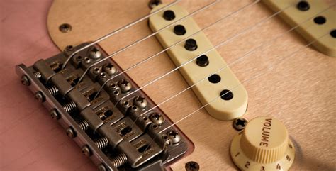 Electric Guitar String Gauge: What Should You Use? - Andertons Blog