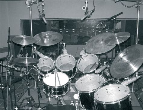 Drum mic set up in studio | POLITUSIC