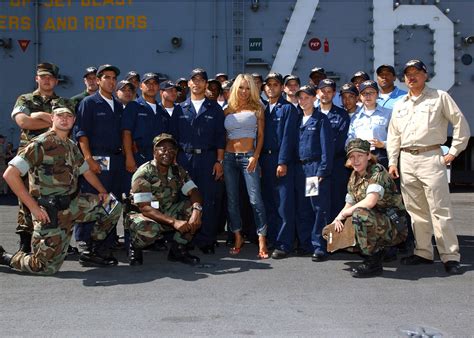 Pamela Anderson Poses with the crew of USS Ronald Reagan (… | Flickr