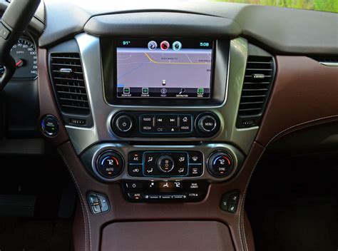 2015-chevrolet-suburban-ltz-center-dashboard : Automotive Addicts