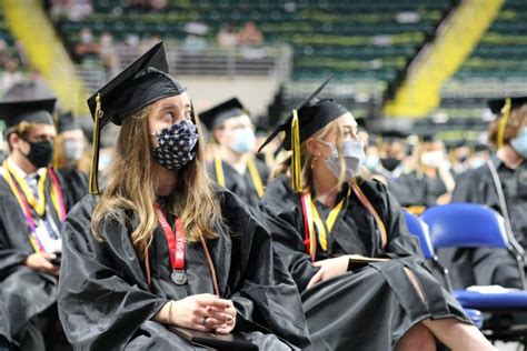 PHOTOS: Oakville High School celebrates Class of 2020 with masked ...