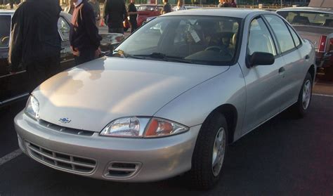 2000 Chevrolet Cavalier LS - Sedan 2.2L auto