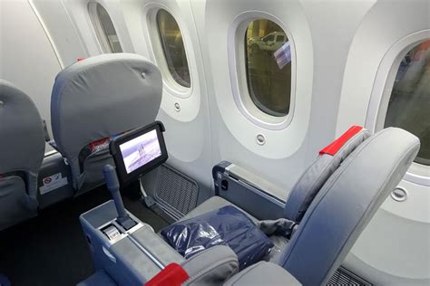 Review: Norwegian Air 787 Premium Class — London to New York