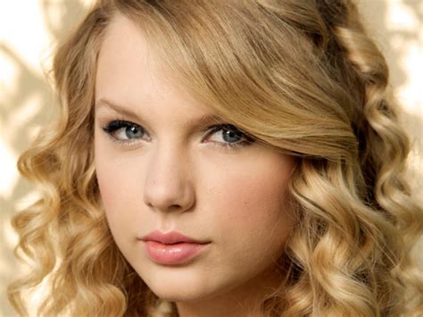 Taylor Swift, Celebrities, Star, Girl, Long Hair, Curly Hair, Face, Blonde, Blue Eyes, Beauty ...