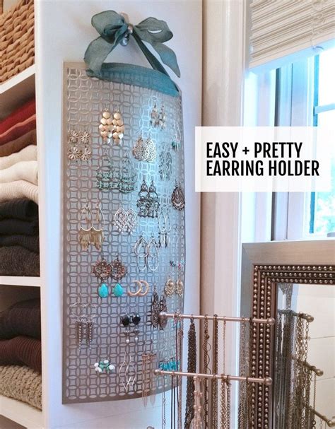 10 Minute Easy and Pretty Earring Holder | Jewelry organizer wall, Diy earring holder, Jewelry ...