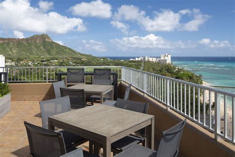 The Twin Fin Hotel Honolulu | Bookonline.com