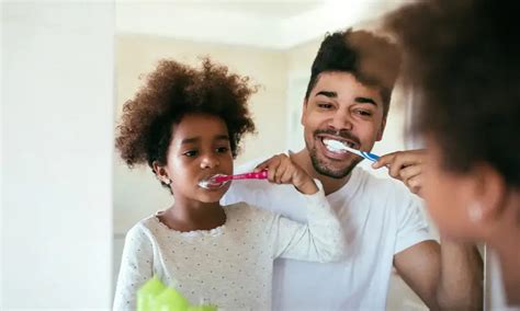 Here’s Why SLS Is In Your Toothpaste (and Why It’s a Problem) | Better & Better