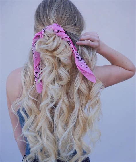 Effortless pink bow and a little OSiS+ Dust it 🎀 Pink Bow, Up ...