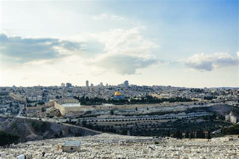 Celebrating Yom Yerushalayim: History and Importance – Judaicapedia