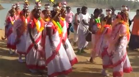 Mundari Dance of Jharkhand