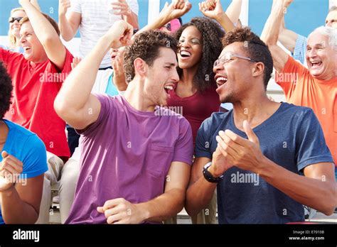 Audience Cheering At Outdoor Concert Performance Stock Photo - Alamy