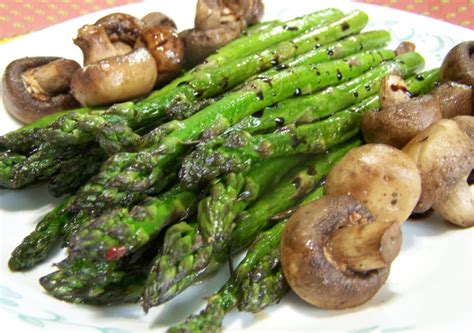 Roasted Asparagus With Mushrooms Recipe - Food.com