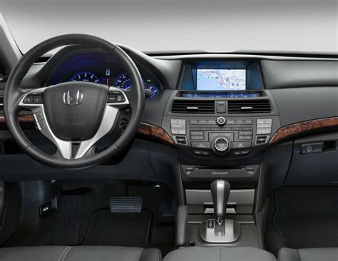 2010 Honda Crosstour Interior Pics Revealed - autoevolution