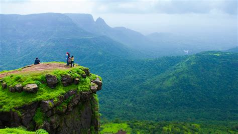 20 Unexplored Places in Maharashtra: How Many Have You Visited?