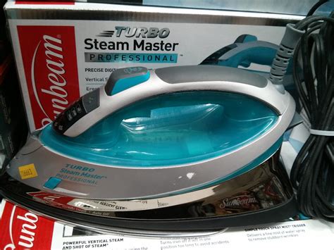 Sunbeam Turbo Steam Master Professional Iron